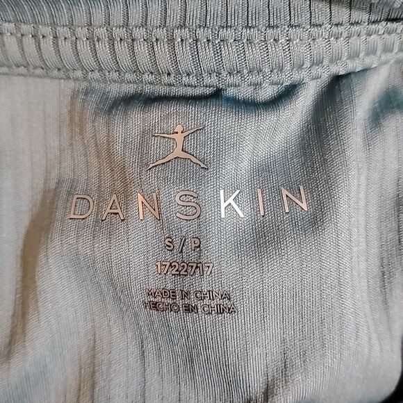 Danskin Womens Small S Athletic Top Thumb Holes Pullover Long Sleeve Blue - Picture 5 of 6